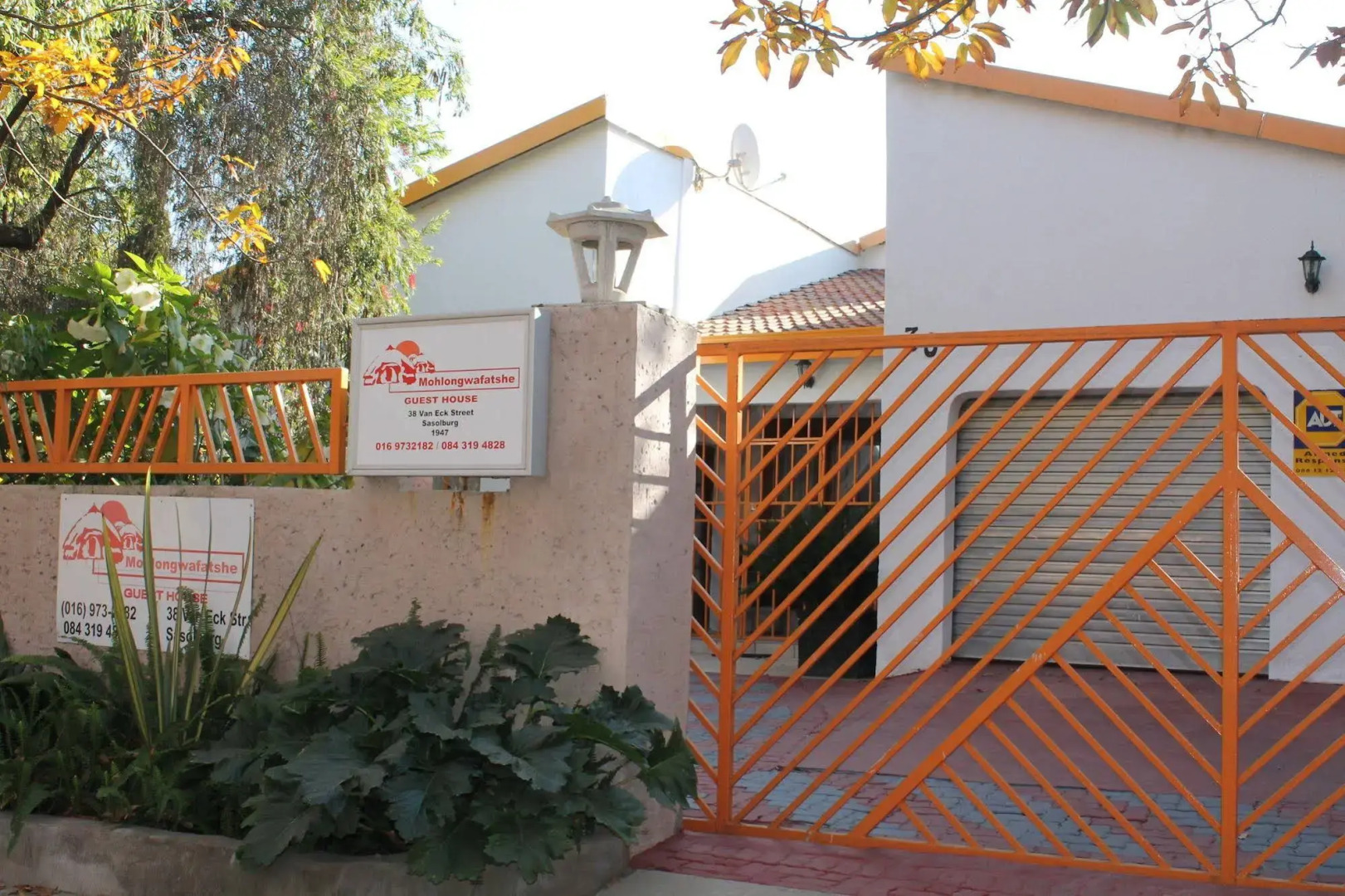 Mohlongwafatshe Guest House