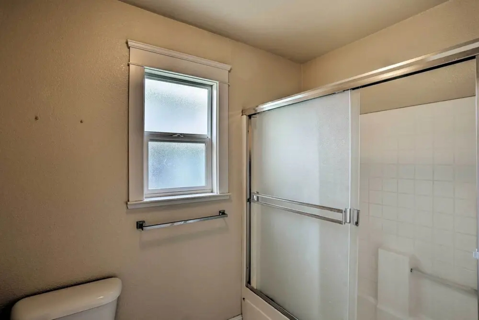 Spacious Downtown Chico Home ~ Half Mile to Csu!