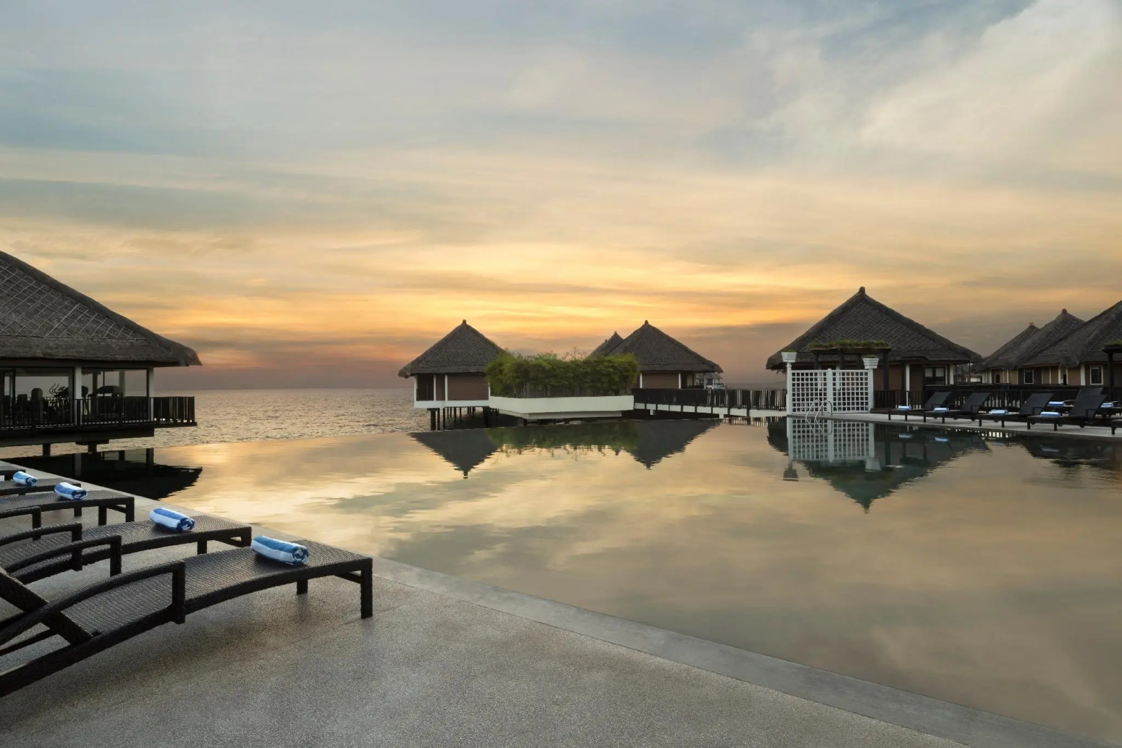 Golden Palm Tree Sepang