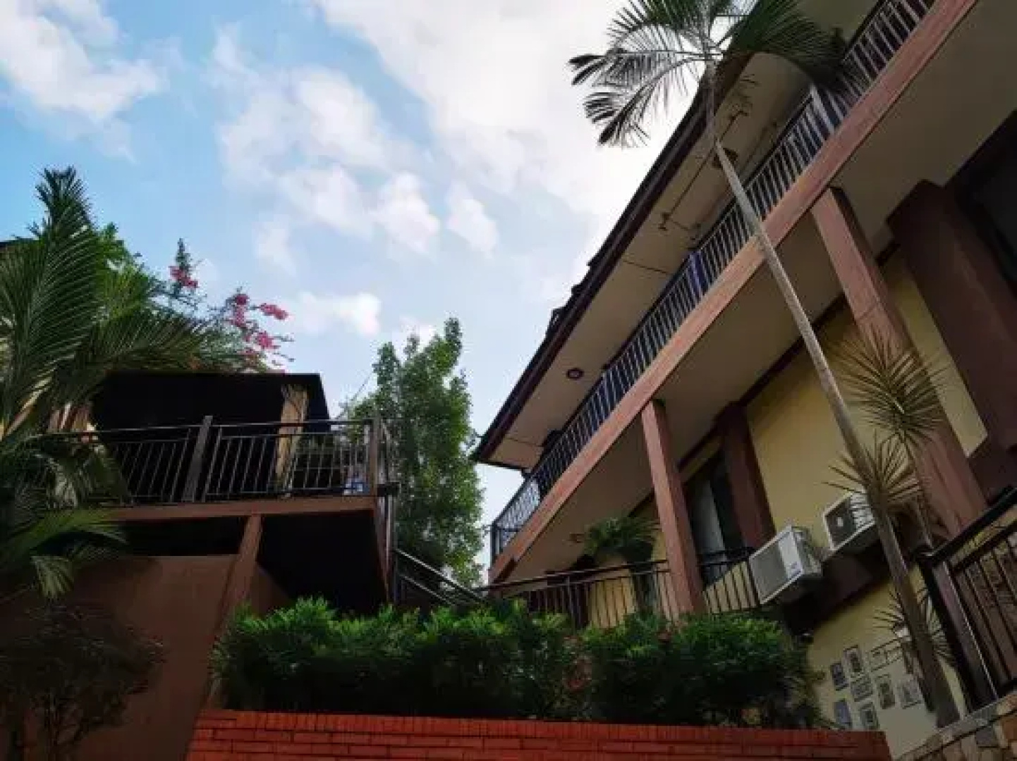 Xishuangbanna Jinghong Zhongtai Homestay (Rainforest Lanshan Branch)