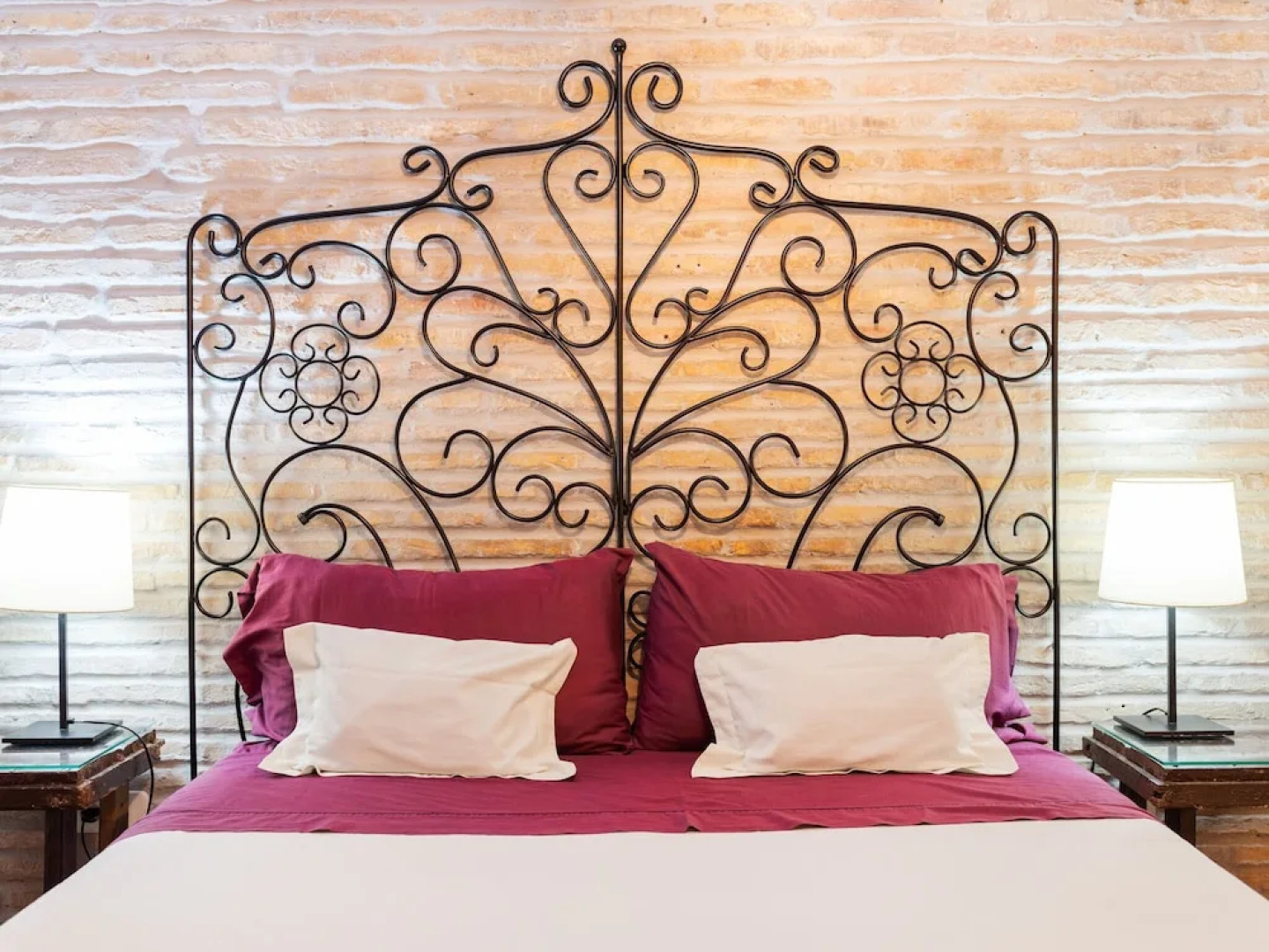 Splendid Holiday Home in Utrera With Garden