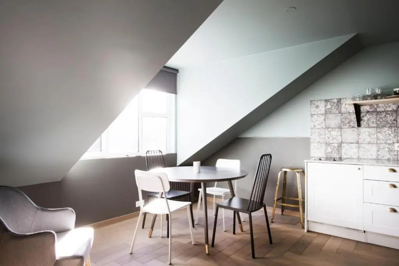 The Swan House by Heimaleiga