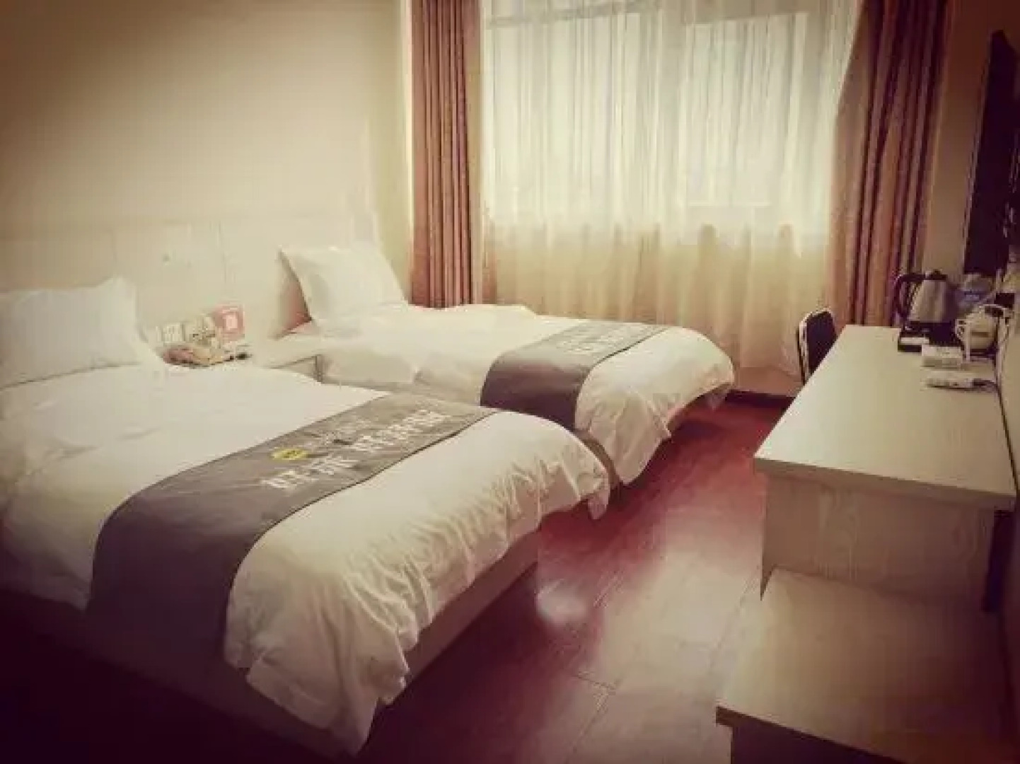 Super 8 Hotel Yantai Zhaoyuan Bus Terminal Branch