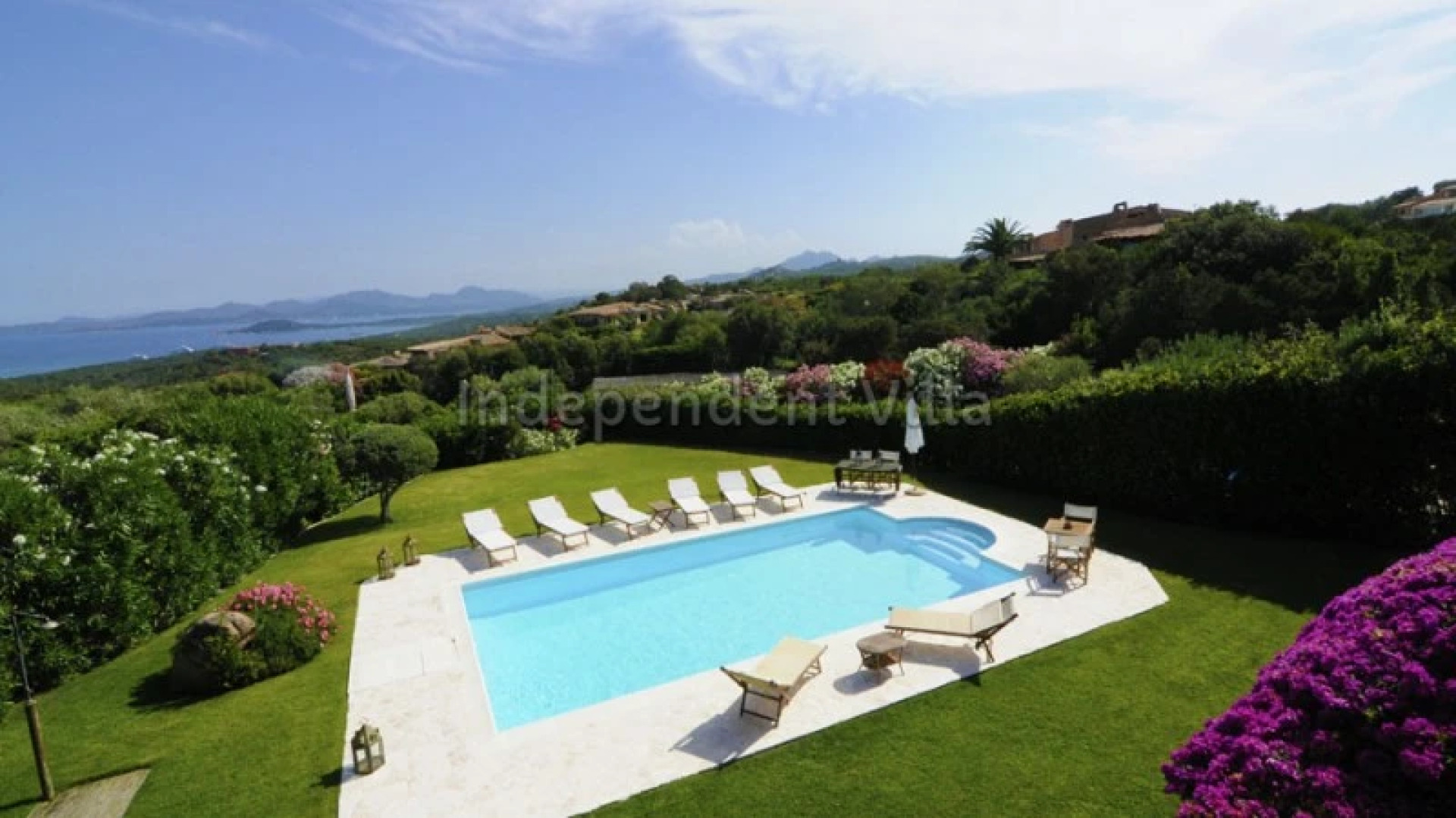 Luce Lux - Independent Villa with Private Pool