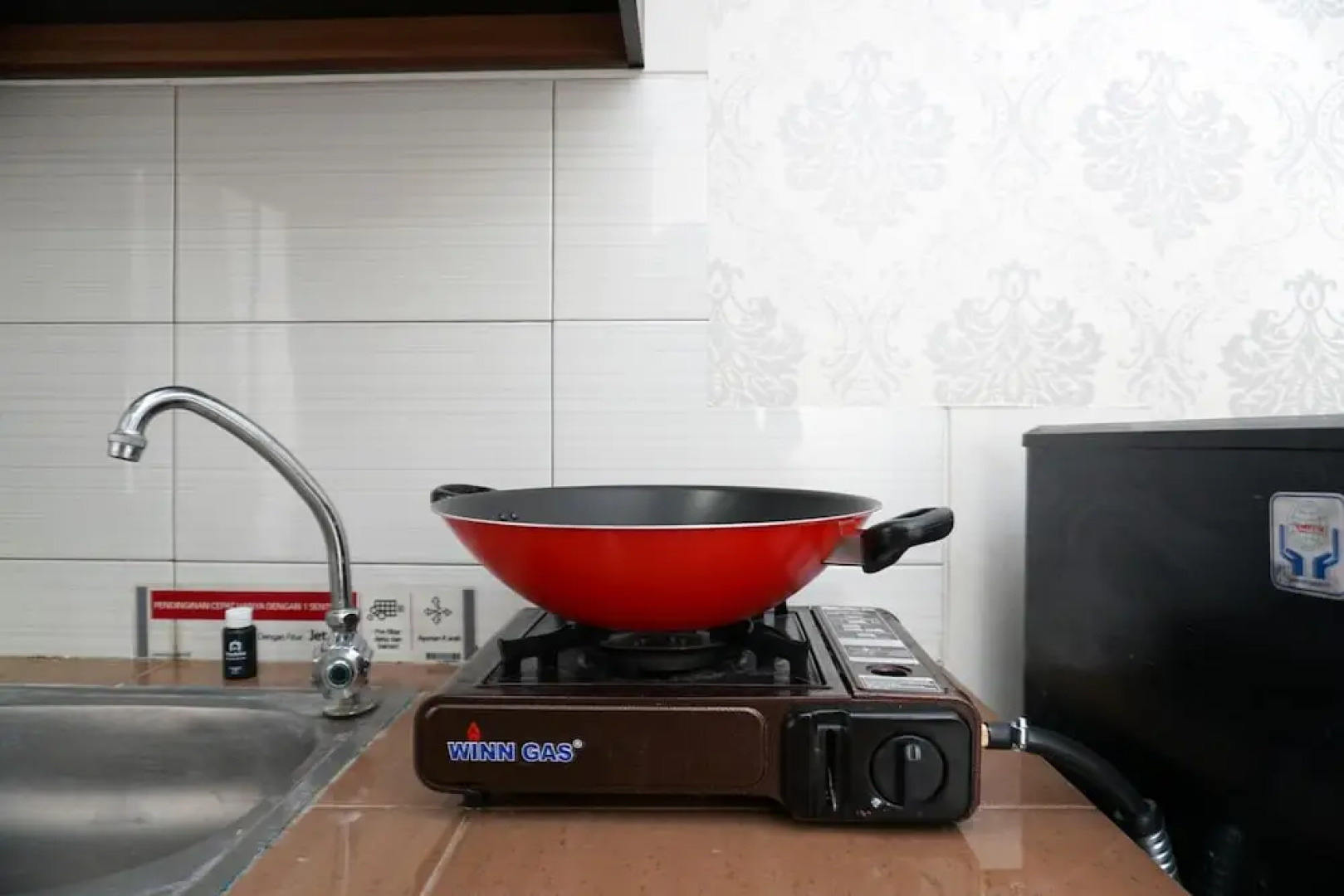 Elegant Design Studio Apartment at Margonda Residence 4 By Travelio