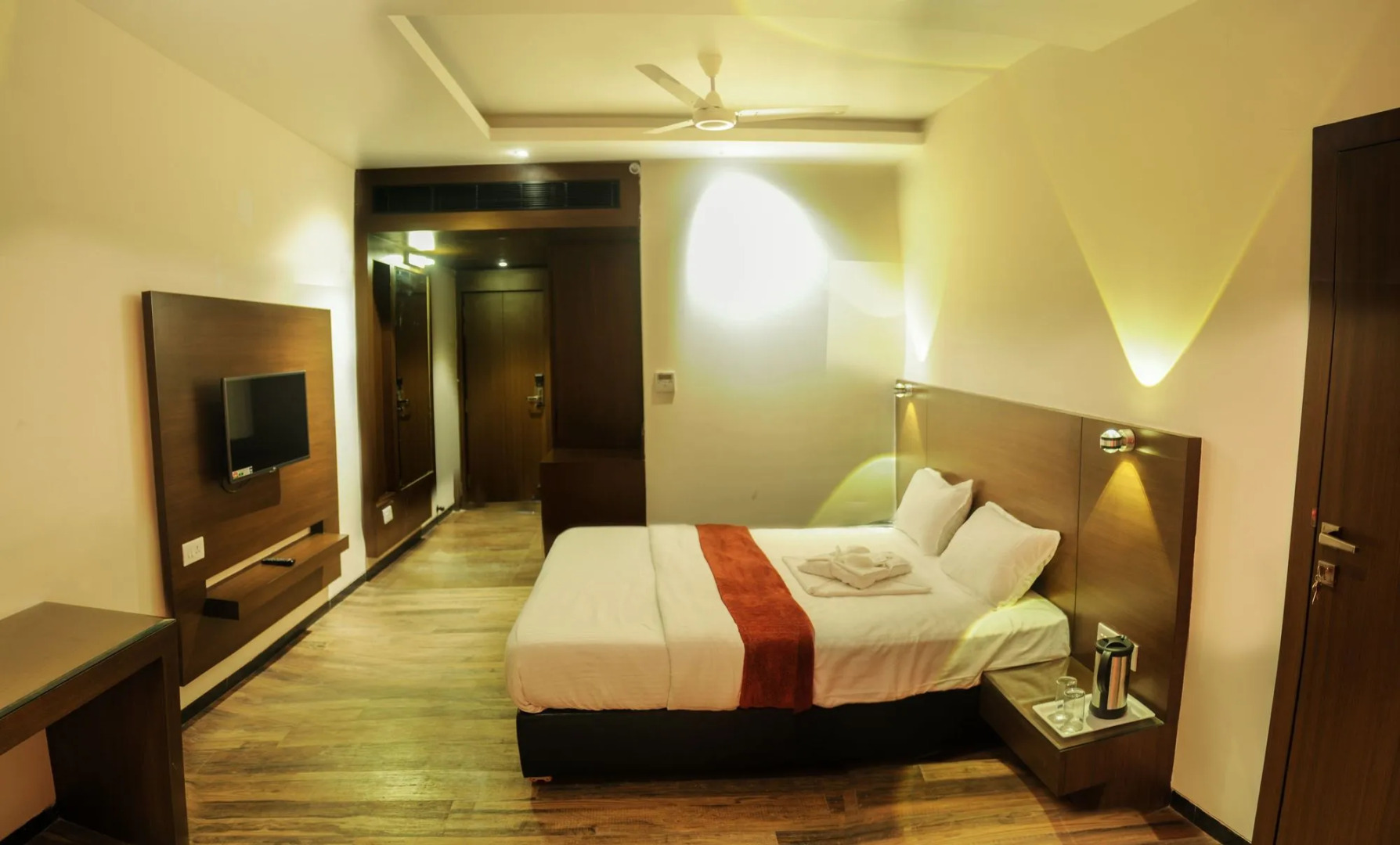 Hotel Atharva
