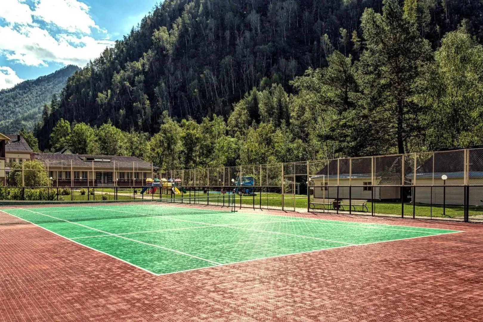 Отель «Ареда»