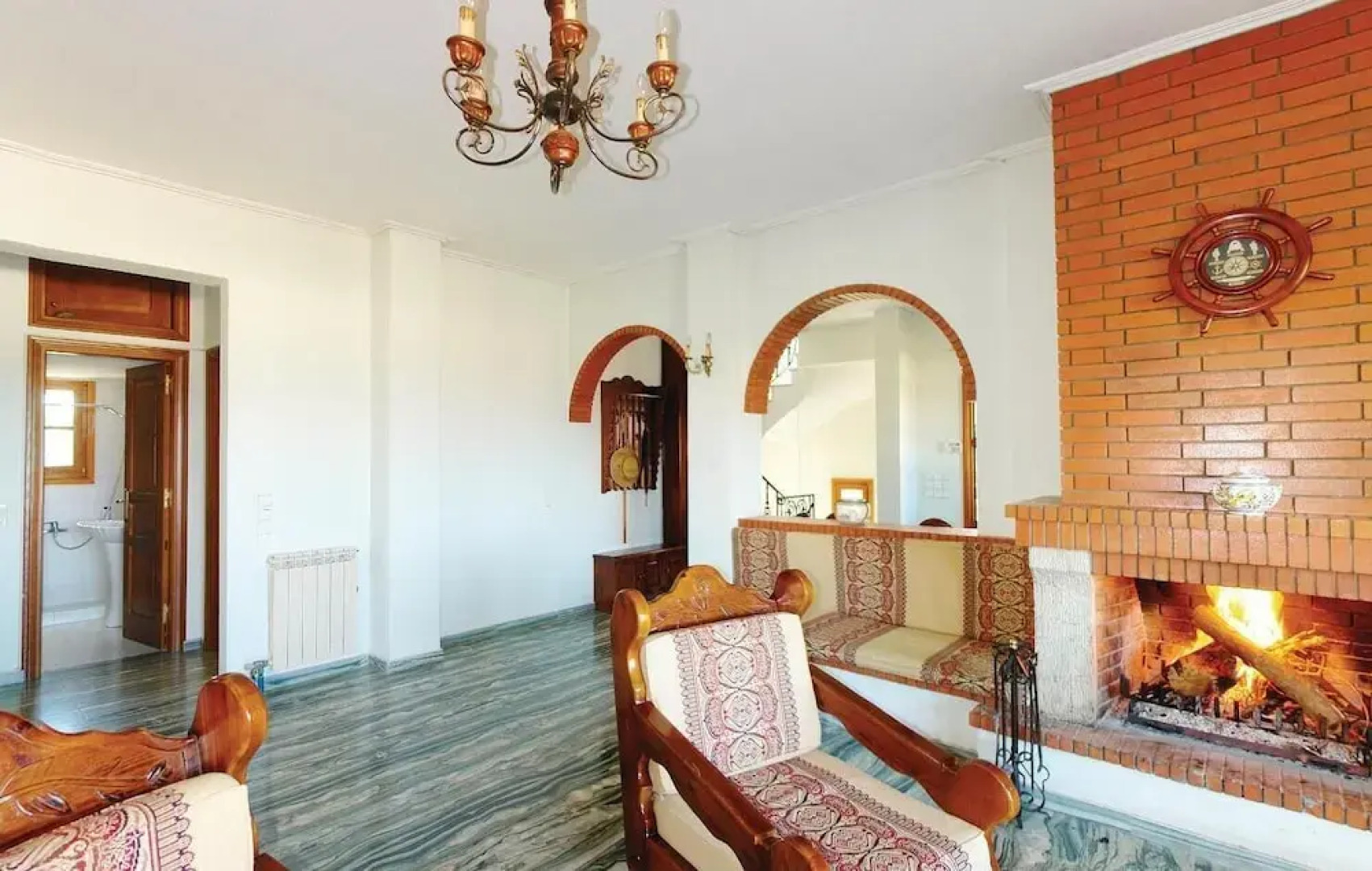 Awesome Home in Kato Assos Peloponne With Wifi and 5 Bedrooms