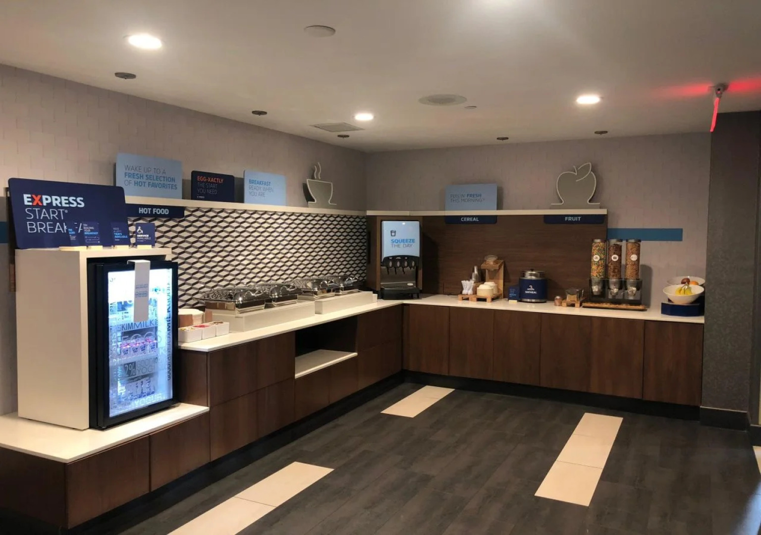 Holiday Inn Express & Suites Oklahoma City Mid - Arpt Area by IHG