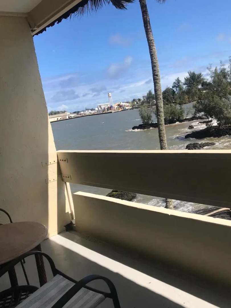 Hilo Reeds Bay Hotel