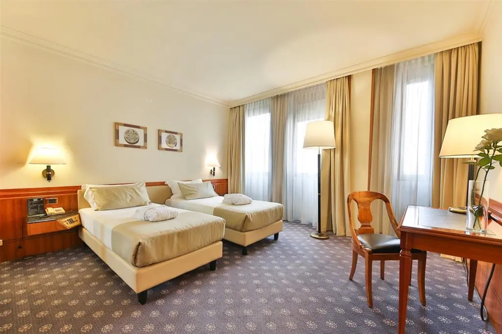 Отель Leon d'Oro