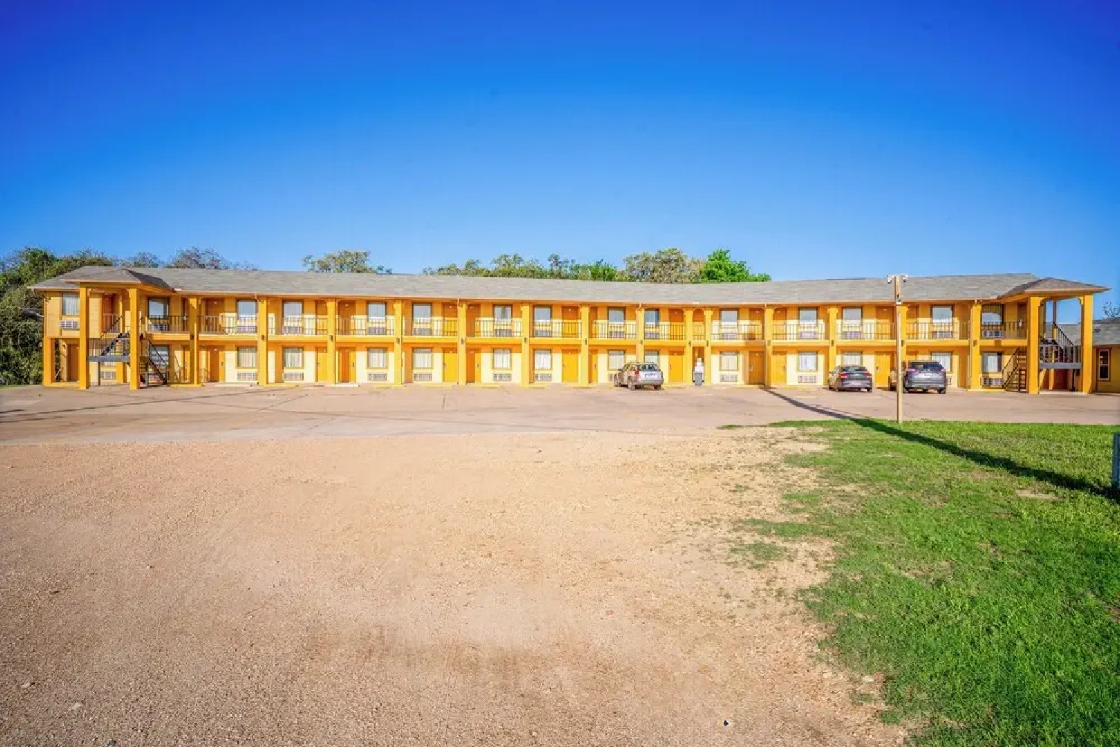 Regency Inn By OYO Rockdale TX
