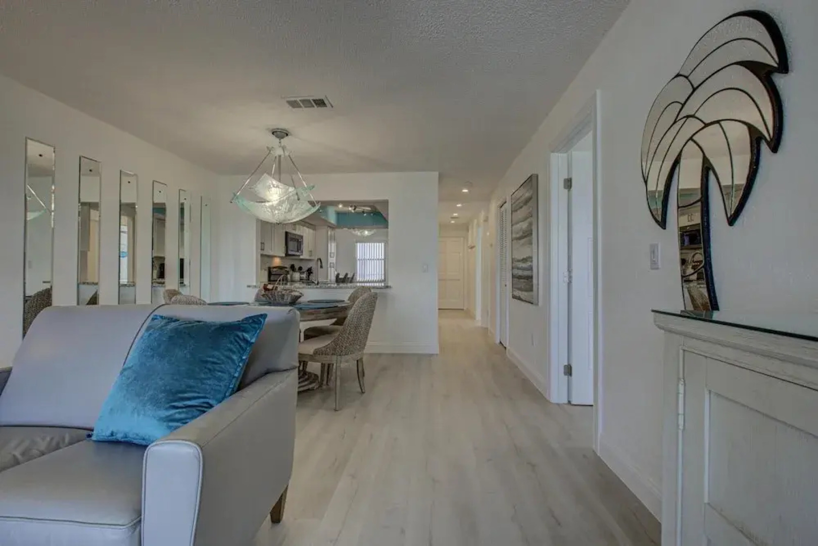 Anna Maria Island Absolute Anna Maria-private Beach Access-heated Pool-wi-fi