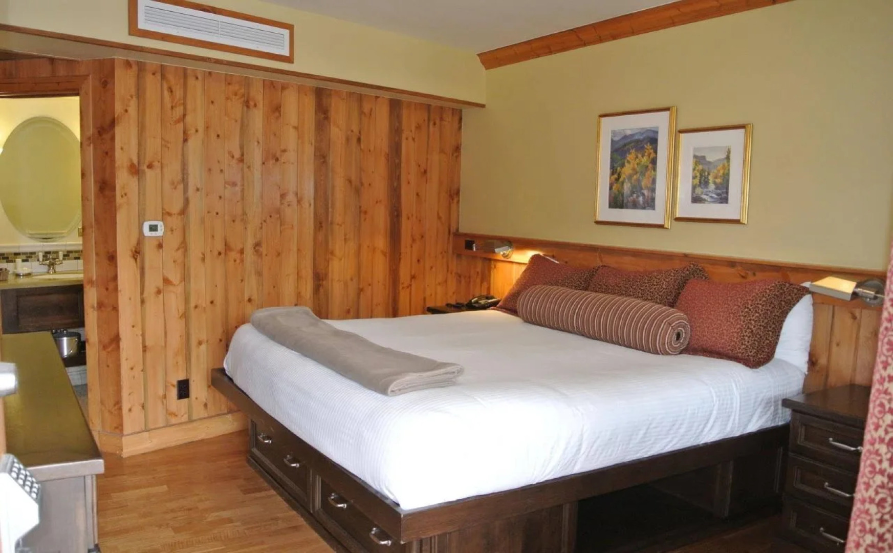 The Green Bridge Inn