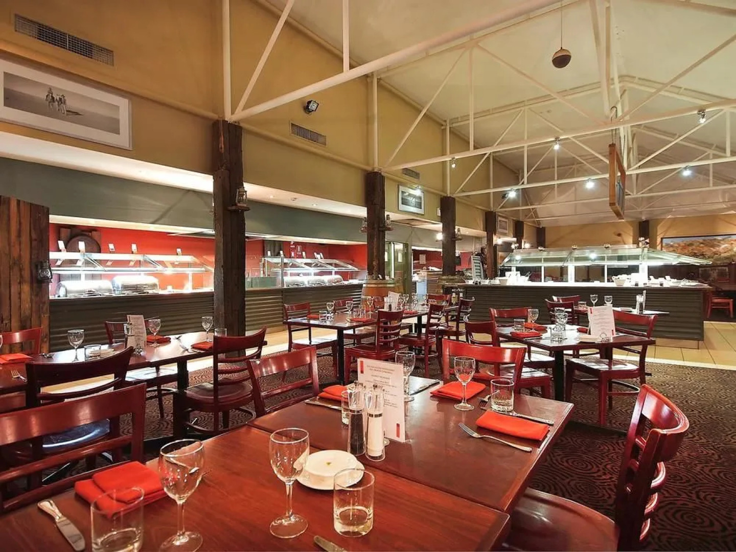 Outback Pioneer Hotel