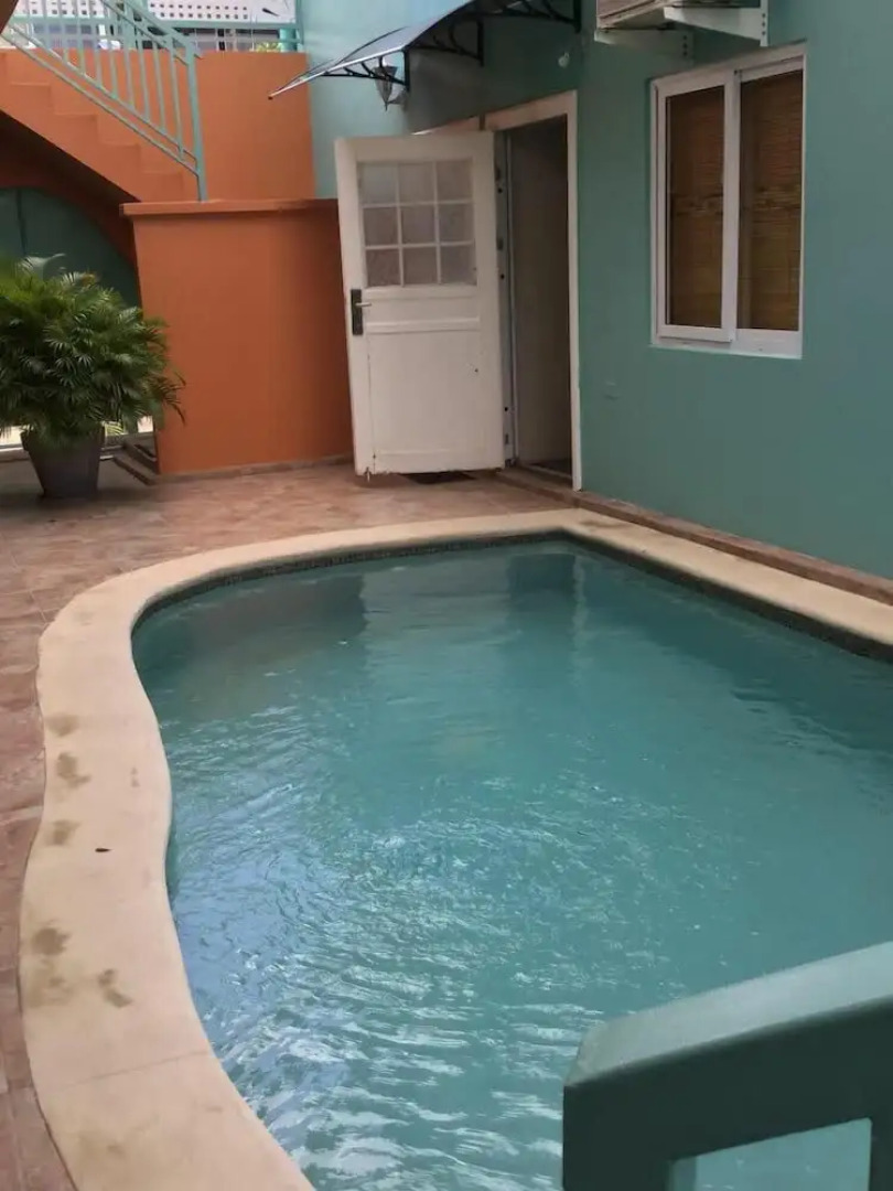 Ella's Park View Townhouse Crown Point