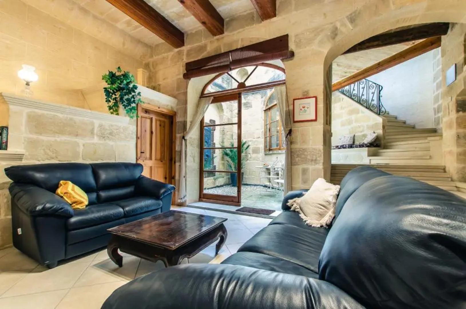 The Grand Authentic House with Private Pool