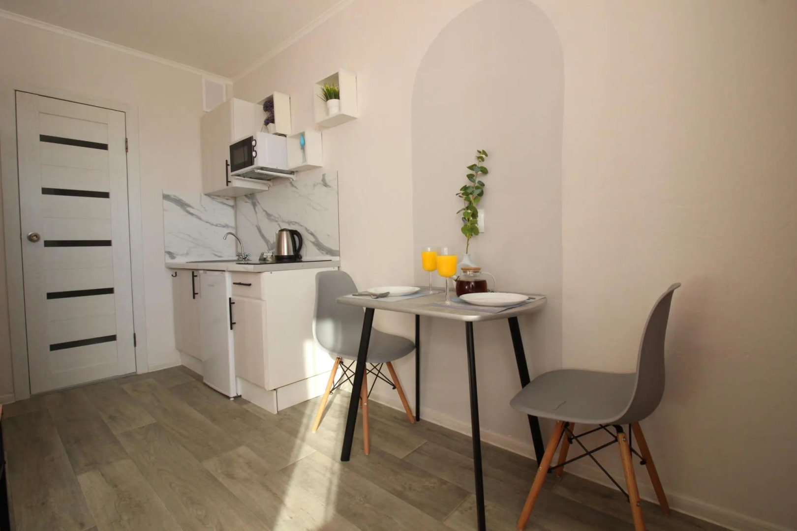 Апартаменты Максимум, пр-т. Дзержинского, д. 240