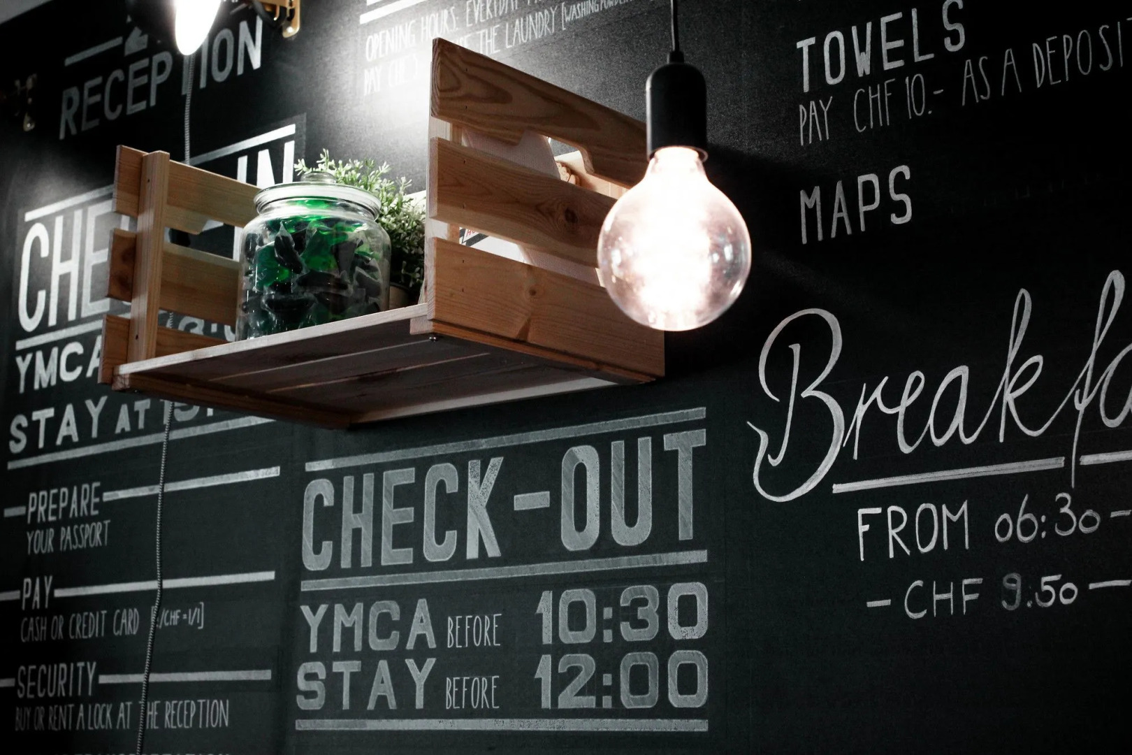 Hotel & Lounge by Hyve Basel SBB