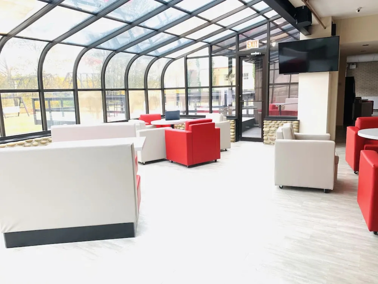 Quality Inn Whitecourt