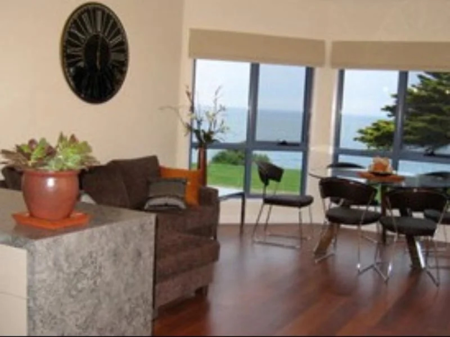 Seascape Accommodation