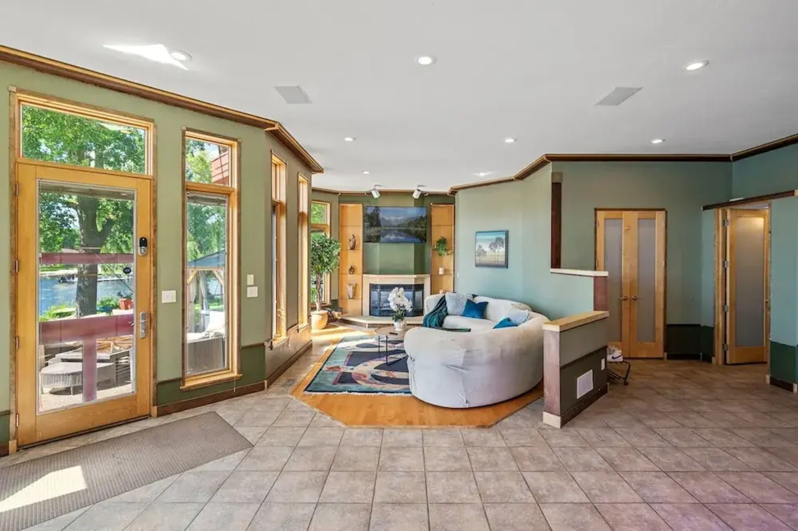 Minnesota Lakehouse Retreat