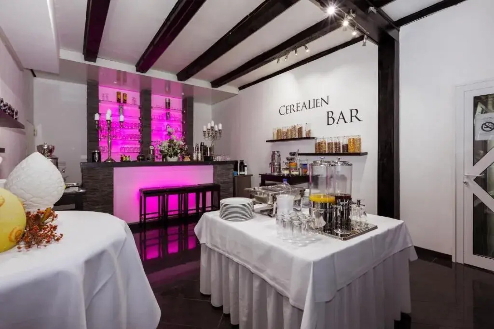 Hotel Rühen, 24 Stunden Check in, kostenfreie Parkplätze