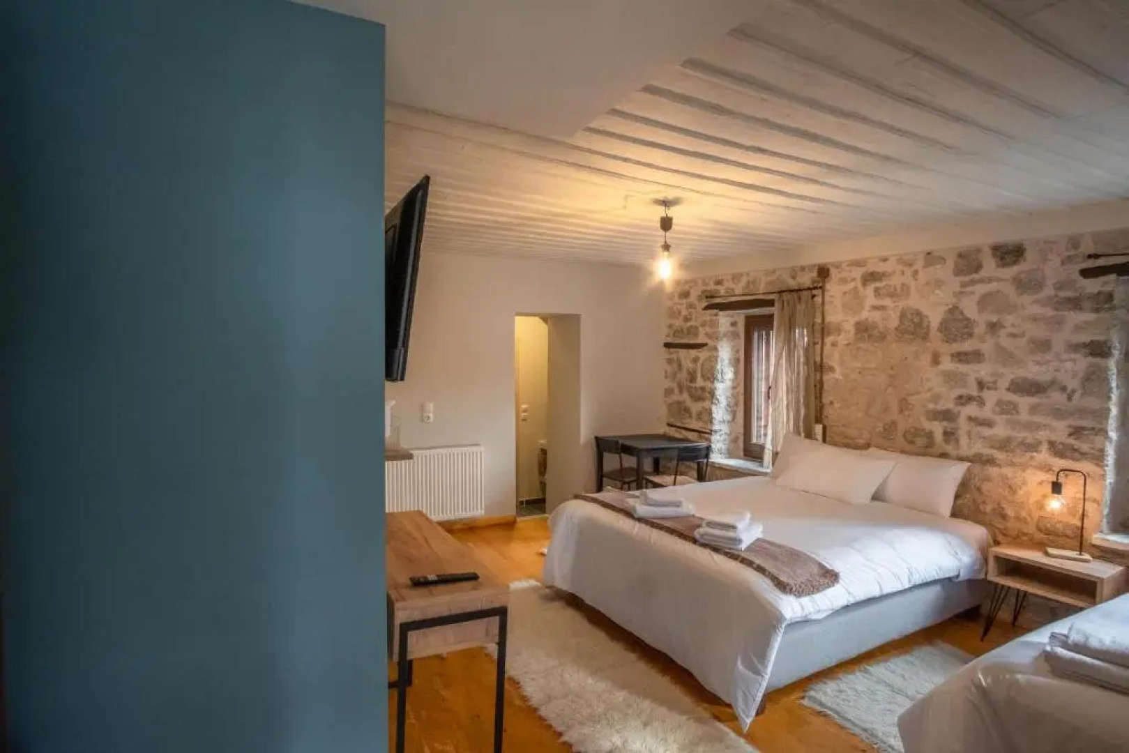 το σπίτι του δάσκαλου- teacher's house