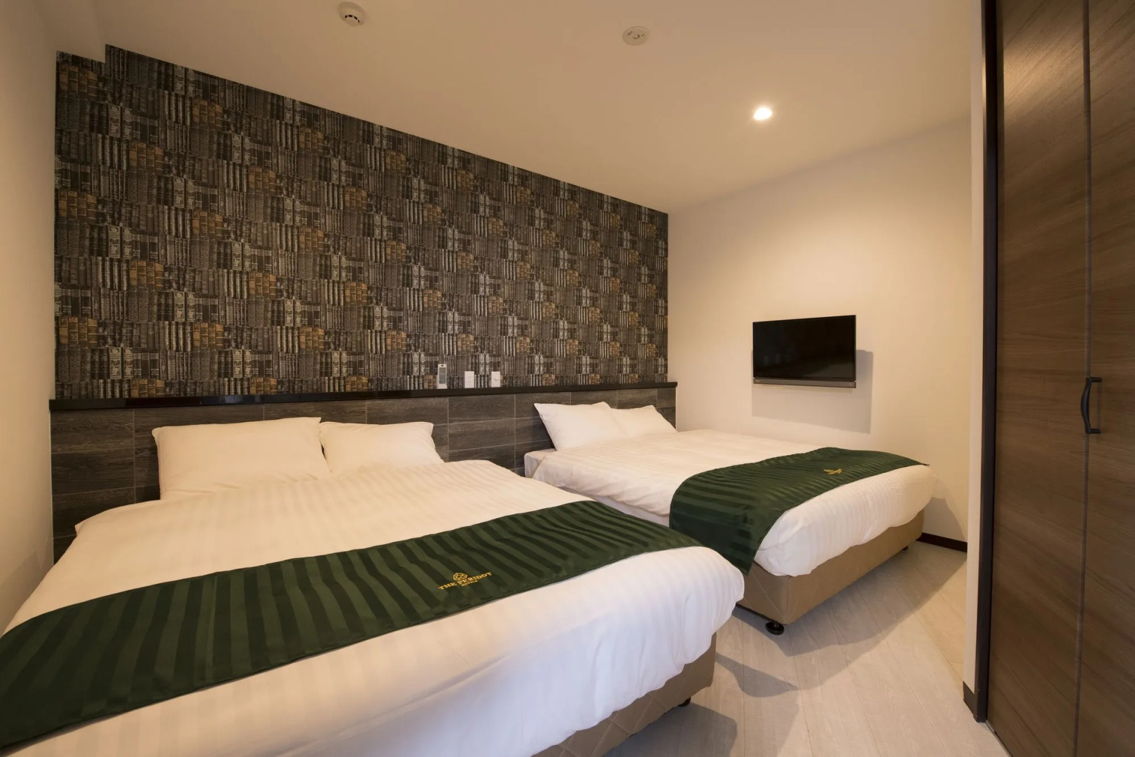 THE PERIDOT Smart Hotel Tancha Ward