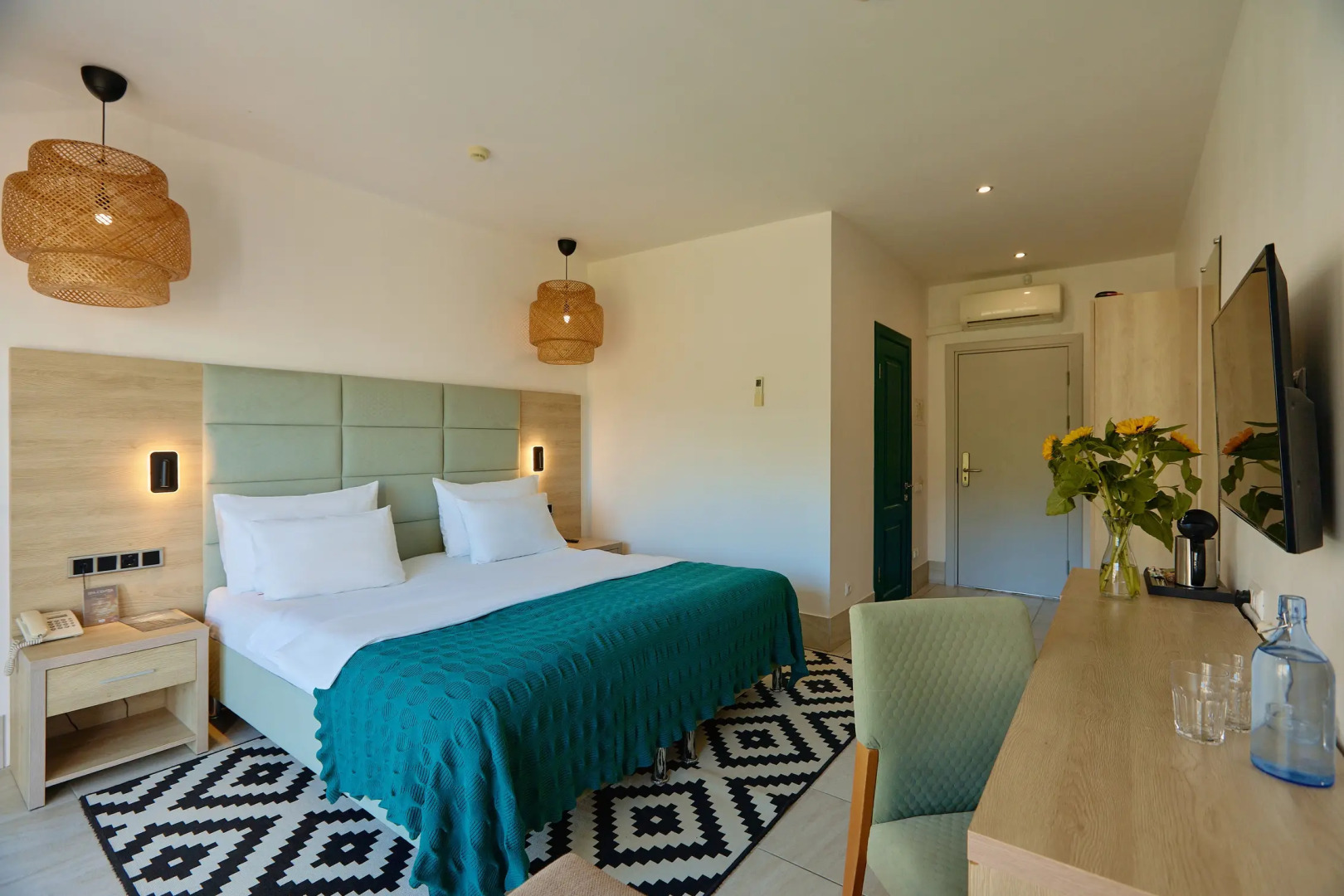 Отель Aquamarine Family Club