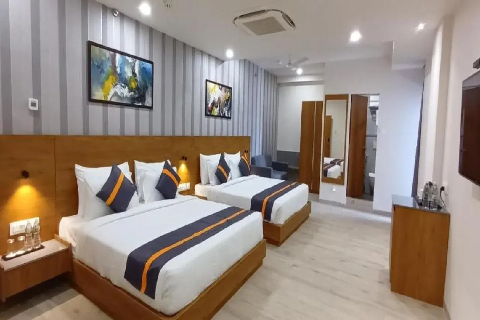 D Square Statue of Unity Kevadia, a member of Radisson Individuals