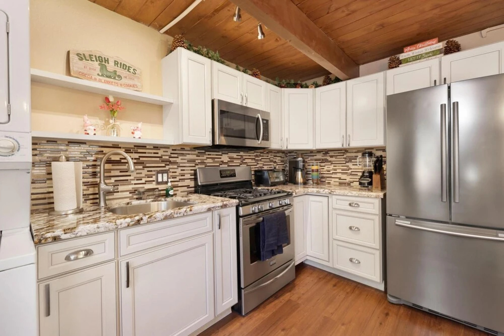 Daze Off-1690 by Big Bear Vacations