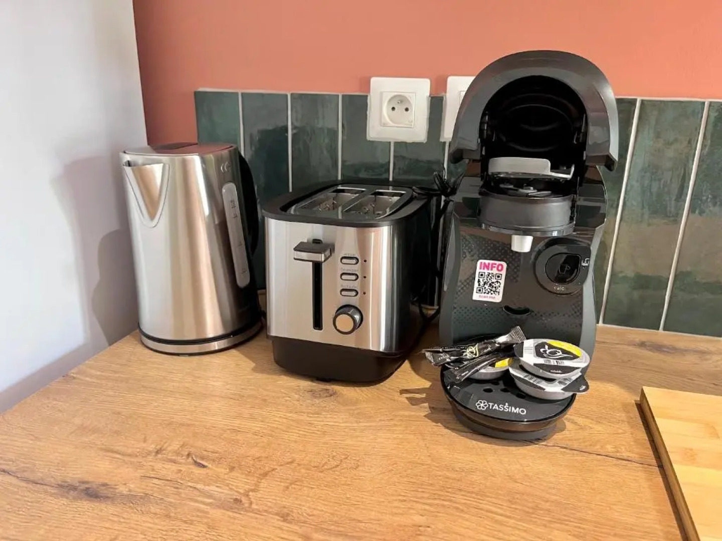 LE QUAI 4 - SUPERBE T2 LUMINEUX CALME - CLiM - TERRASSE - WiFi - Gare à 200m