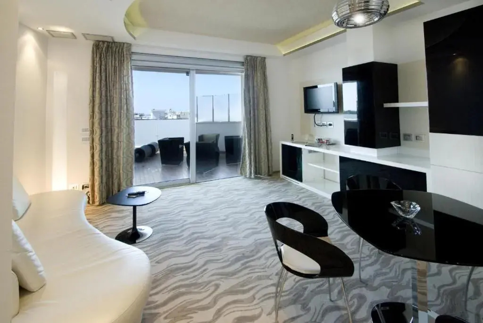 Hotel Premier & Suites