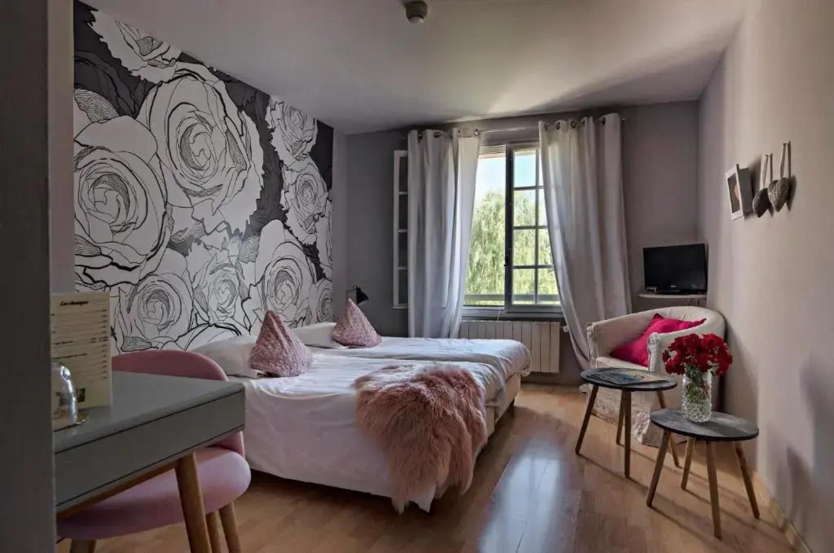 Le Mas Du Pont Roman