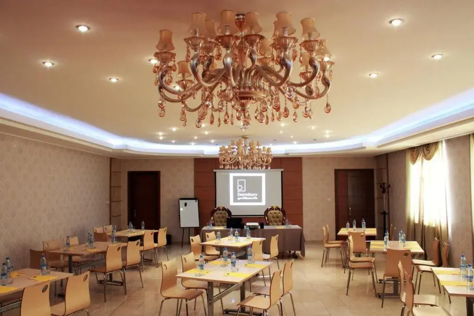 Dormitory Hualing Tbilisi Hotel