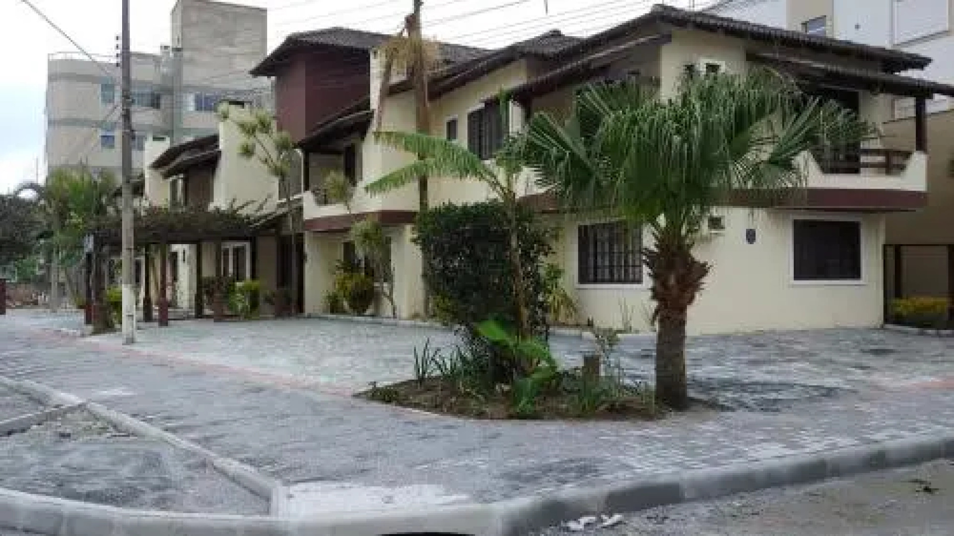 Jardim Galés Hospedagem Bombas