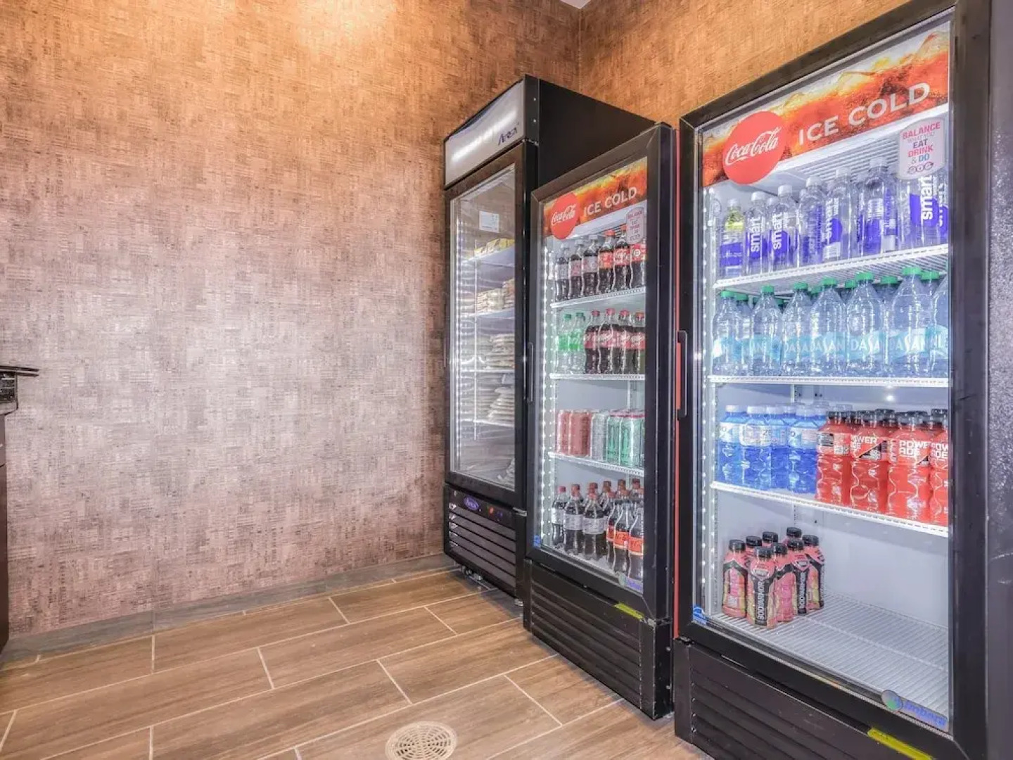 Cobblestone Hotel & Suites - Rhinelander