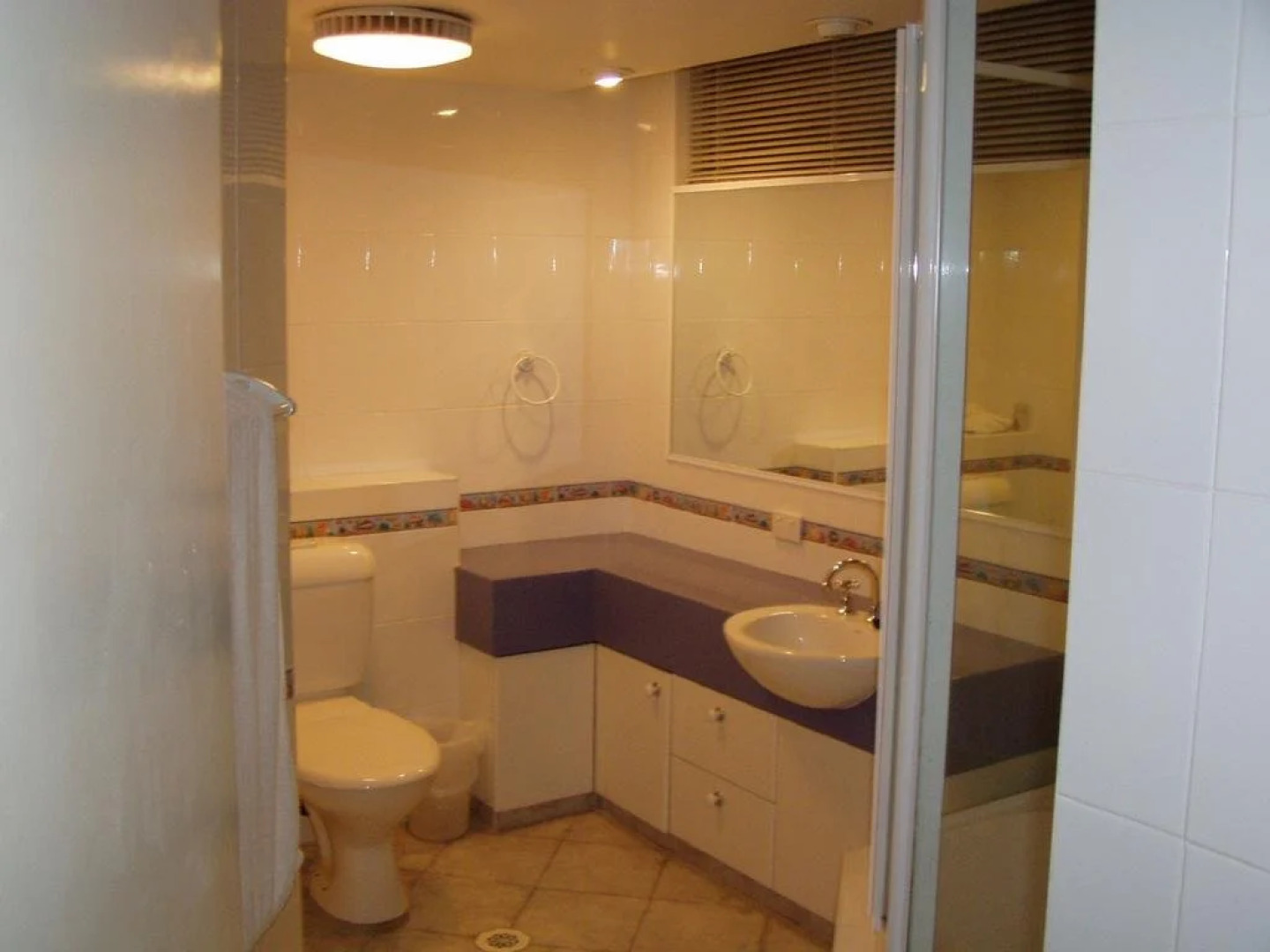 Anglesea Beachfront Court Holiday Units