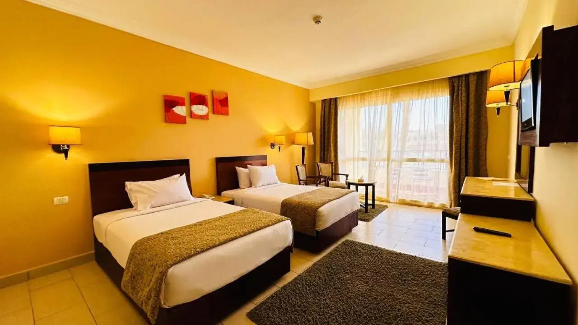 Regency Plaza Aqua Park & SPA