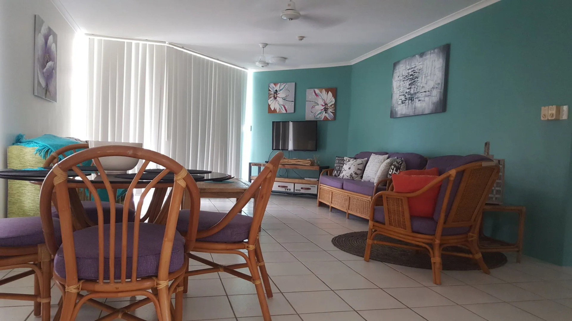 Golden Sands Beachfront Apartment Resort