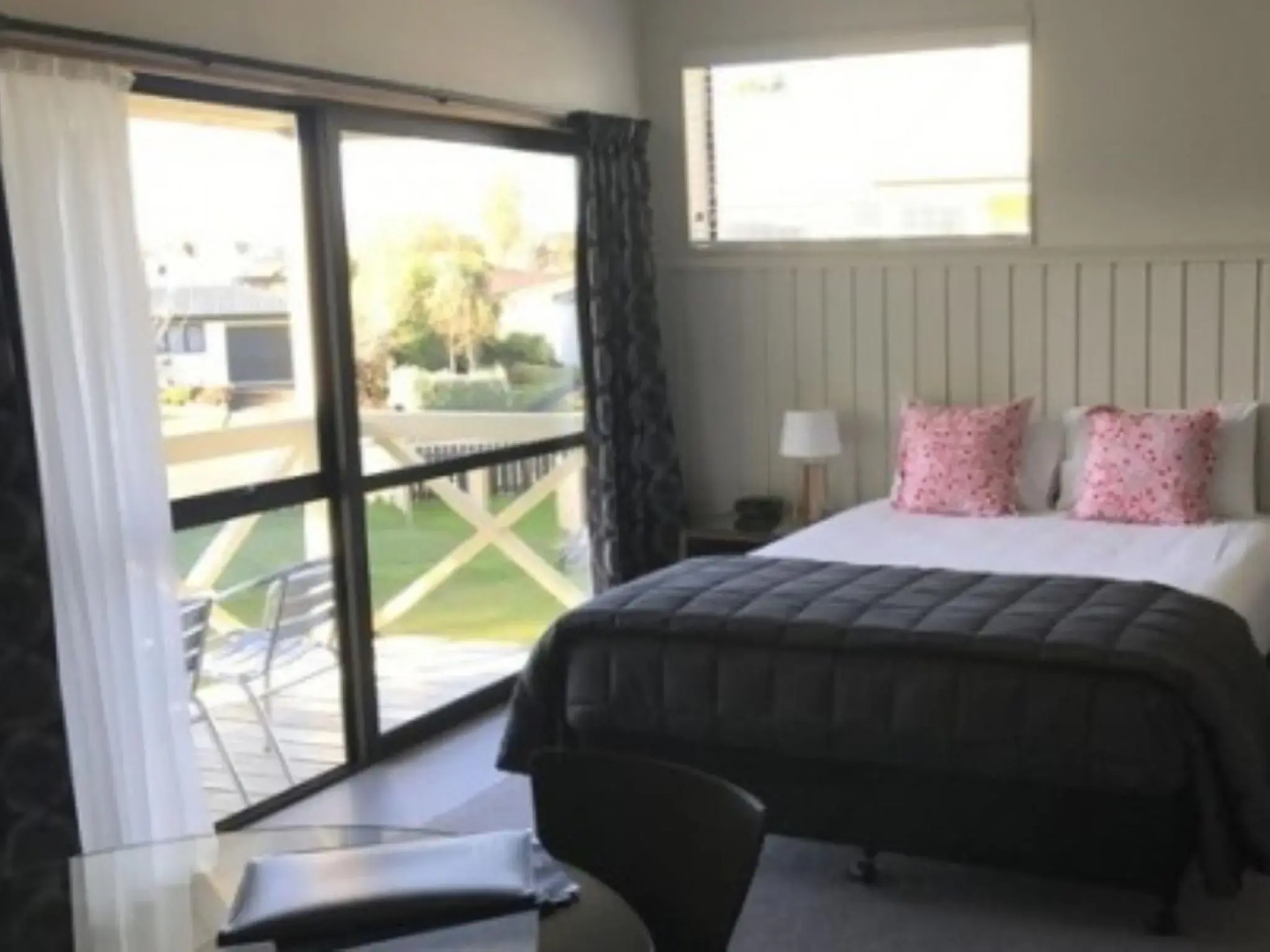 ASURE Explorer Motel & Apartments