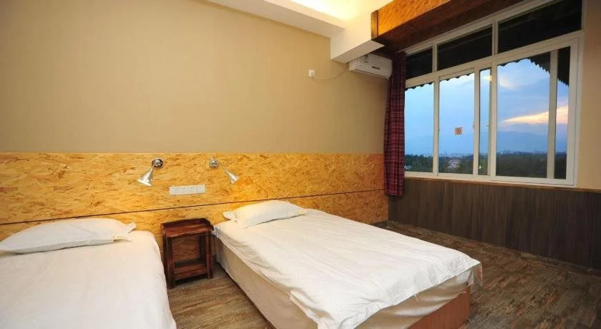 Travel Demo Youth Hostel International