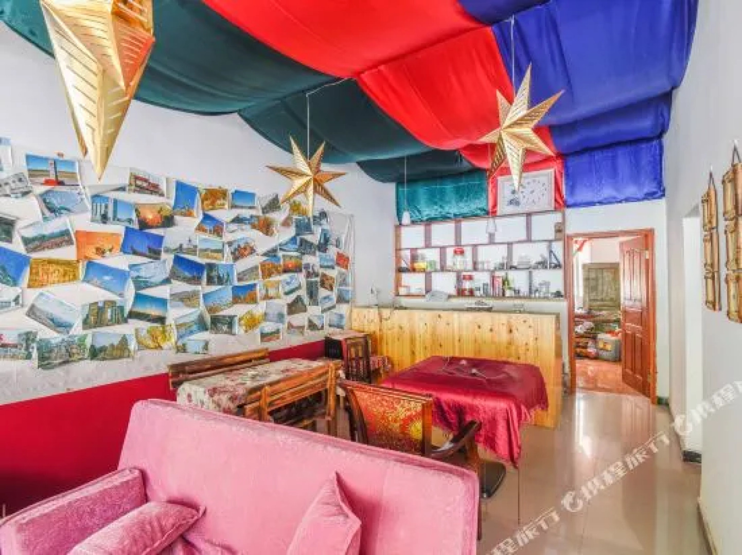 7 Hu Youpin Youth Hostel