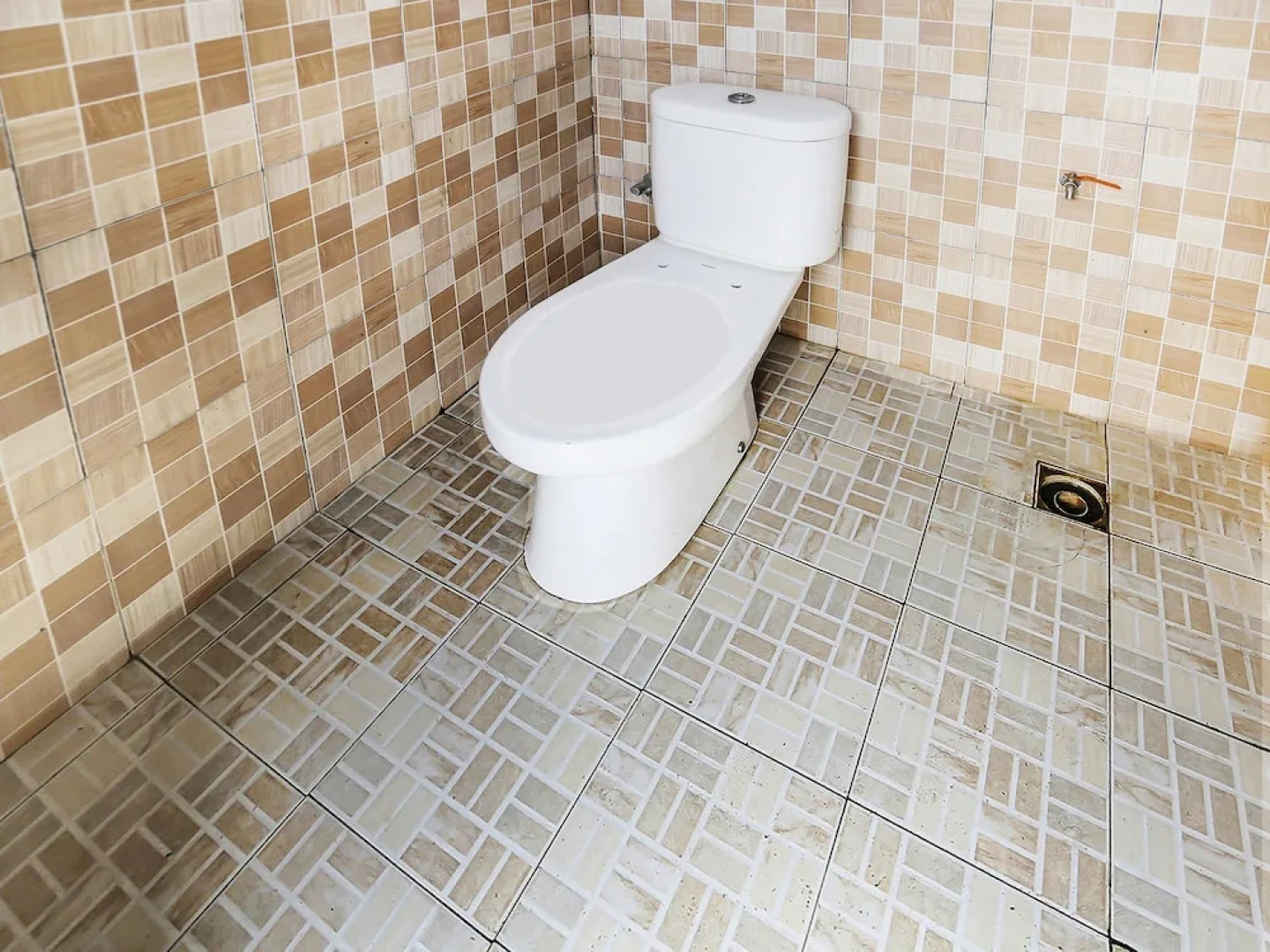 OYO 90825 Hotel Lizha 2