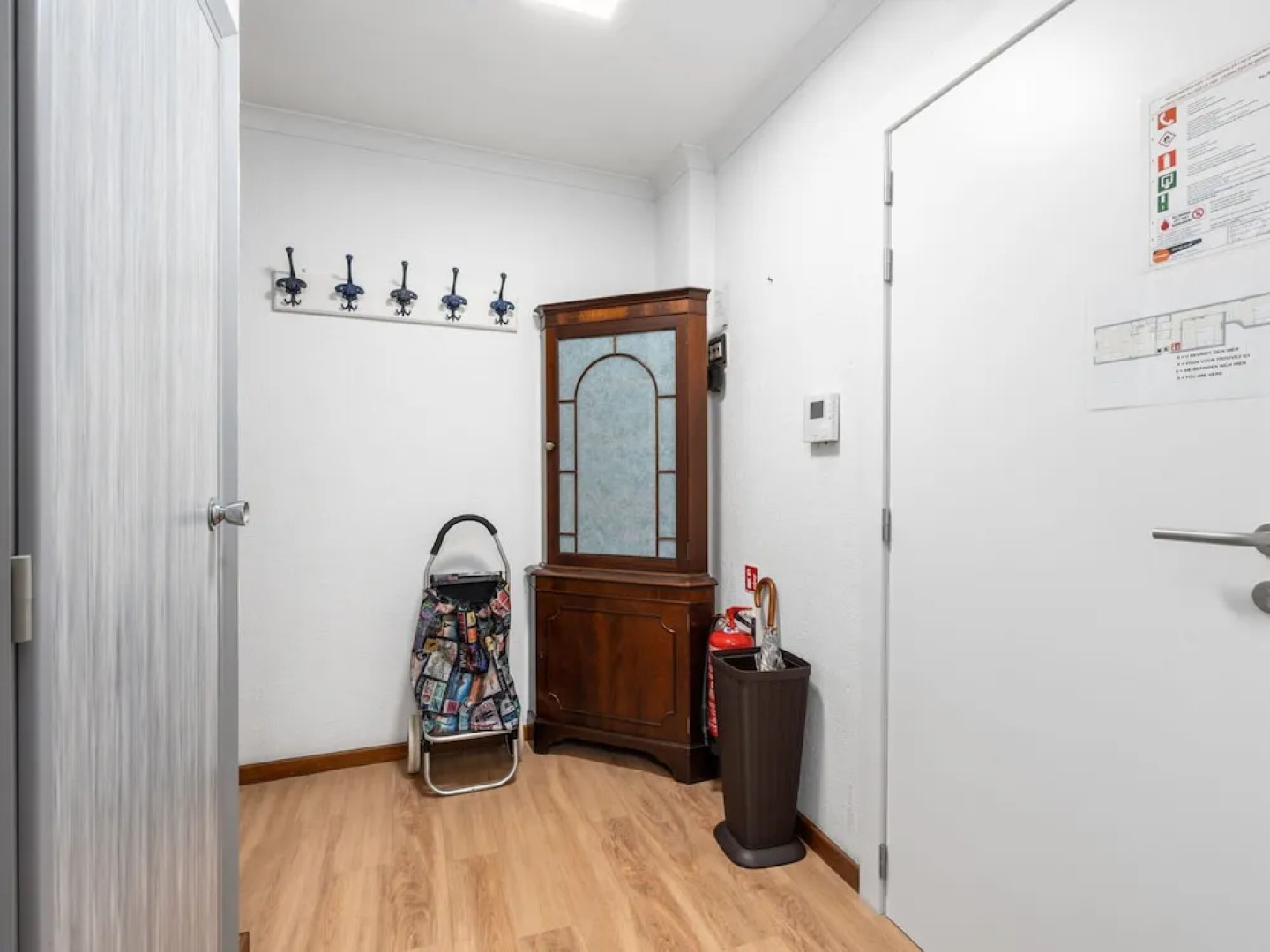 Central Stay w/ Full Kitchen