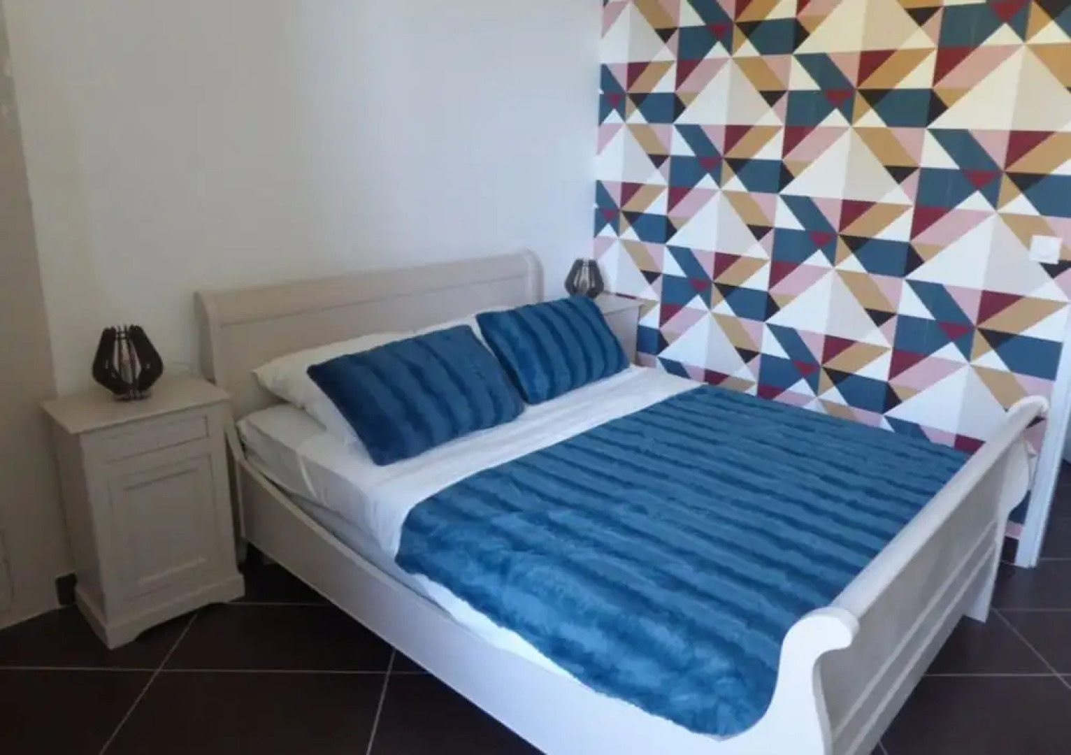 Maisons entières dans grand domaine