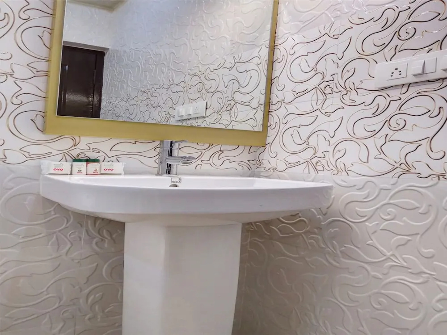 OYO 10395 Hotel Dvarka INN