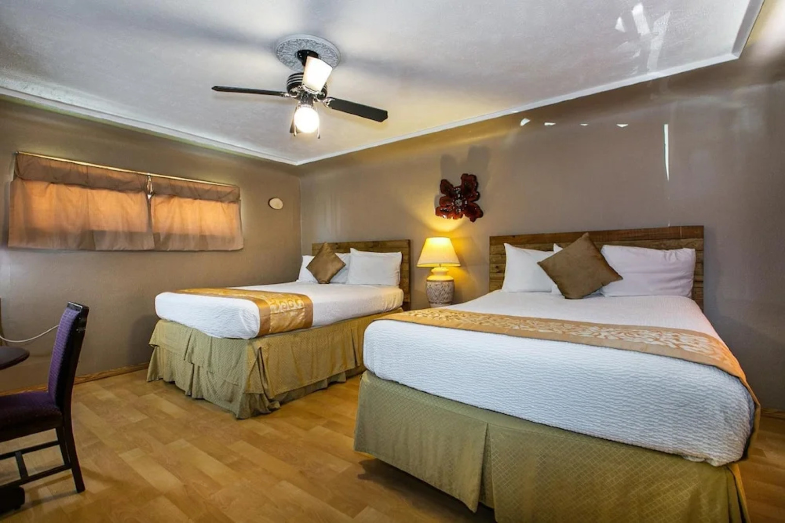 The Wisconsin Wood Inn