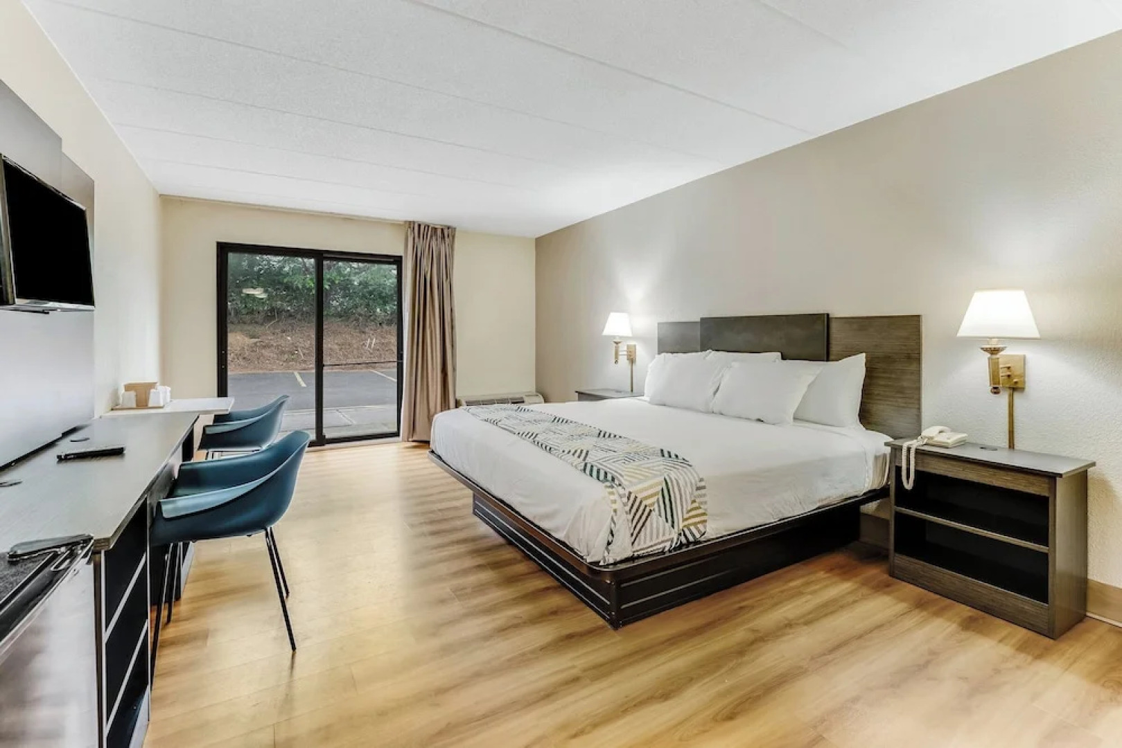 Motel 6 Philadelphia Northeast PA